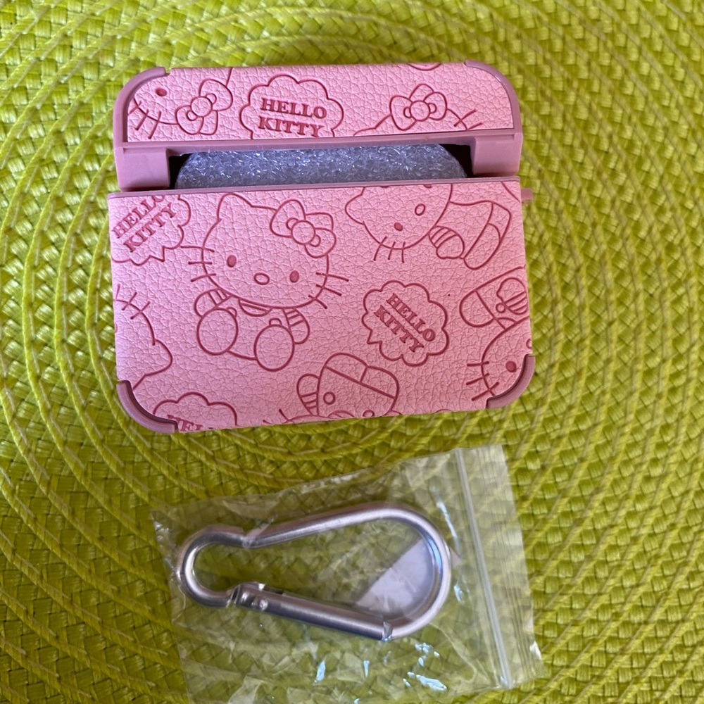 Hello Kitty AirPod 3 Case